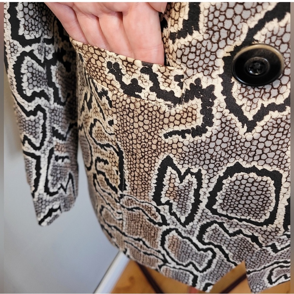NWT - Cabi Python Blazer - Picture 7 of 8